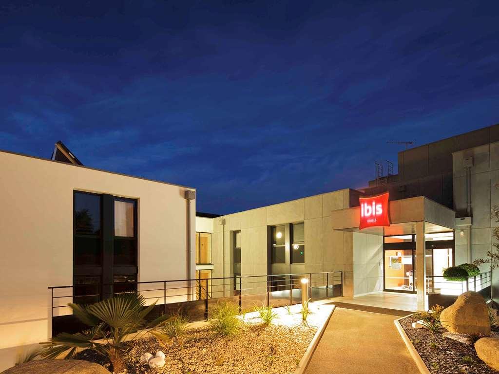 ไอบิส แก็งก็อง - เกอร์ เบรอแตญ Hotel Ploumagoar ภายนอก รูปภาพ