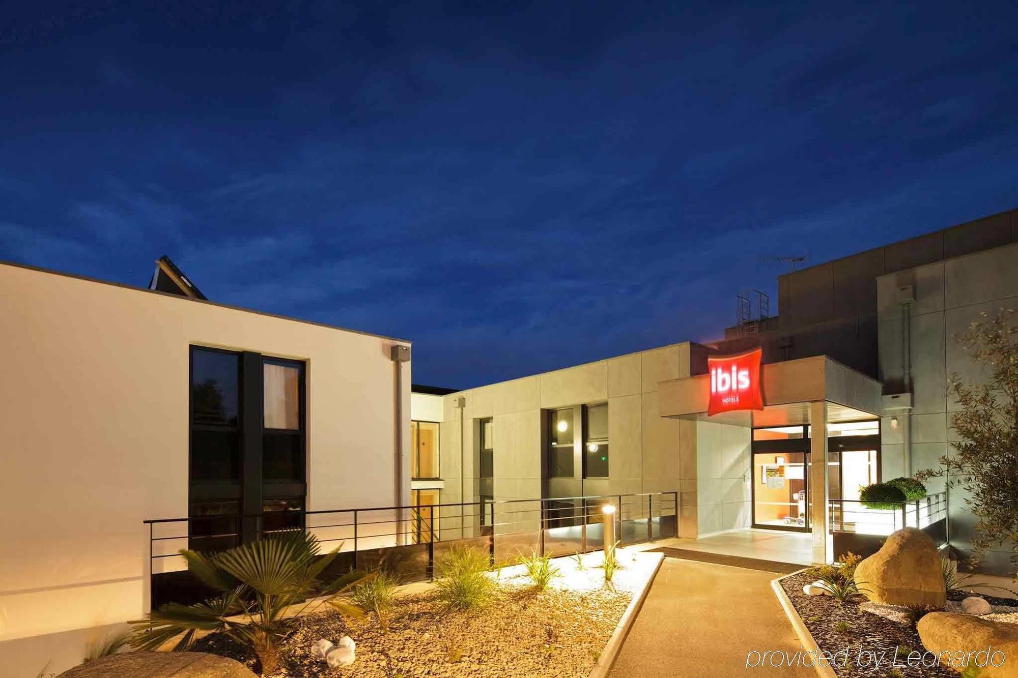 ไอบิส แก็งก็อง - เกอร์ เบรอแตญ Hotel Ploumagoar ภายนอก รูปภาพ